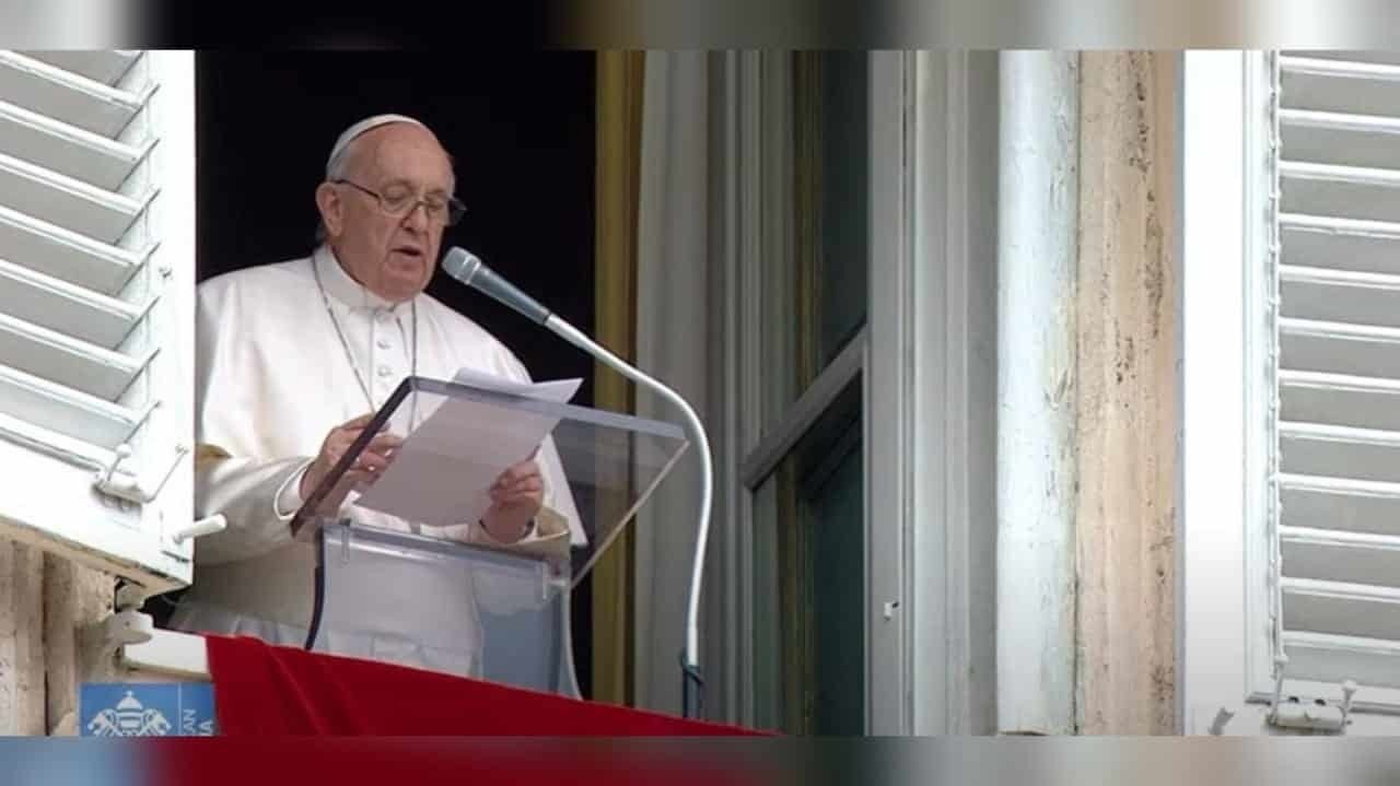 Papa Francisco cuestiona si se está haciendo lo posible para lograr la  paz
