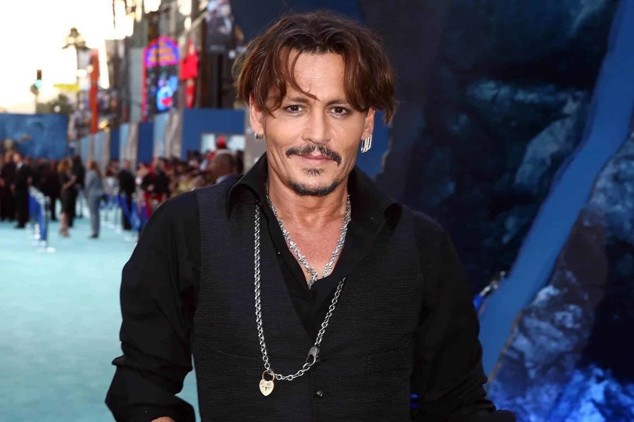 Ofrecerá Johnny Depp conciertos en Europa el próximo año