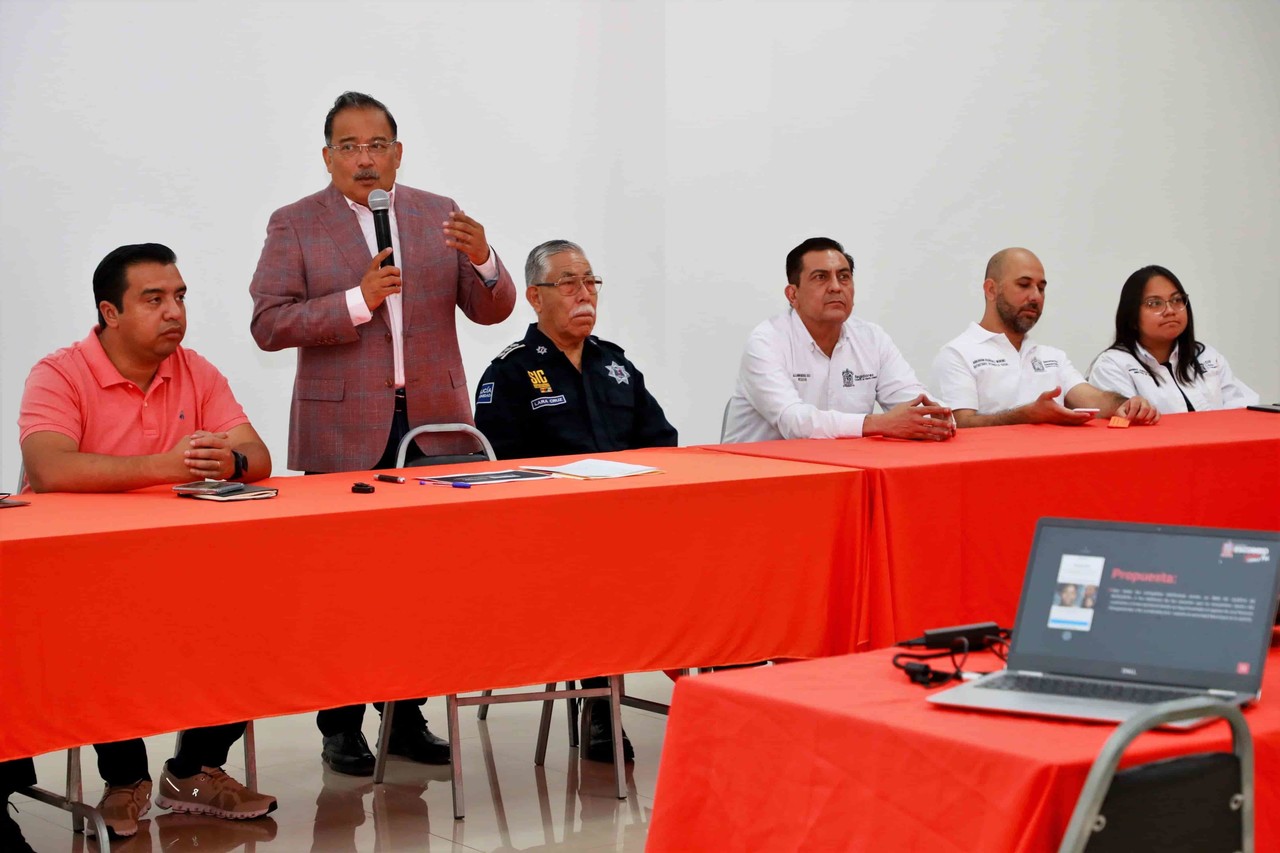 Presenta Andrés Mijes beneficios de Protocolo 48 en Santa Catarina