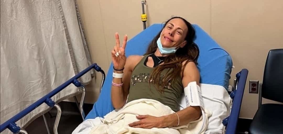 Sufre Vanessa Guzmán accidente automovilístico y va a dar al hospital
