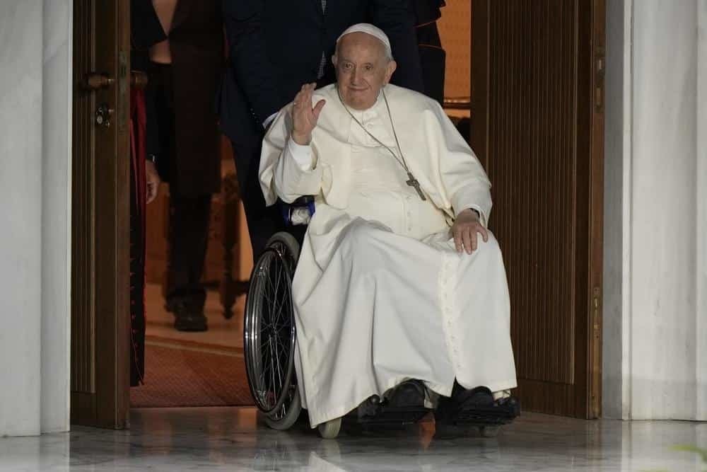 Papa Francisco desmiente rumores de renuncia, viajará a Moscú y Kiev