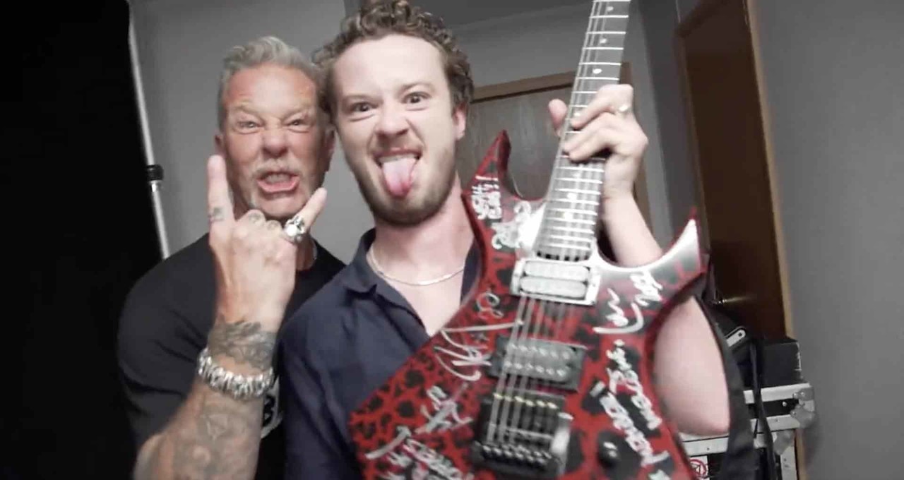 'Eddie Munson' logra tocar junto a Metallica