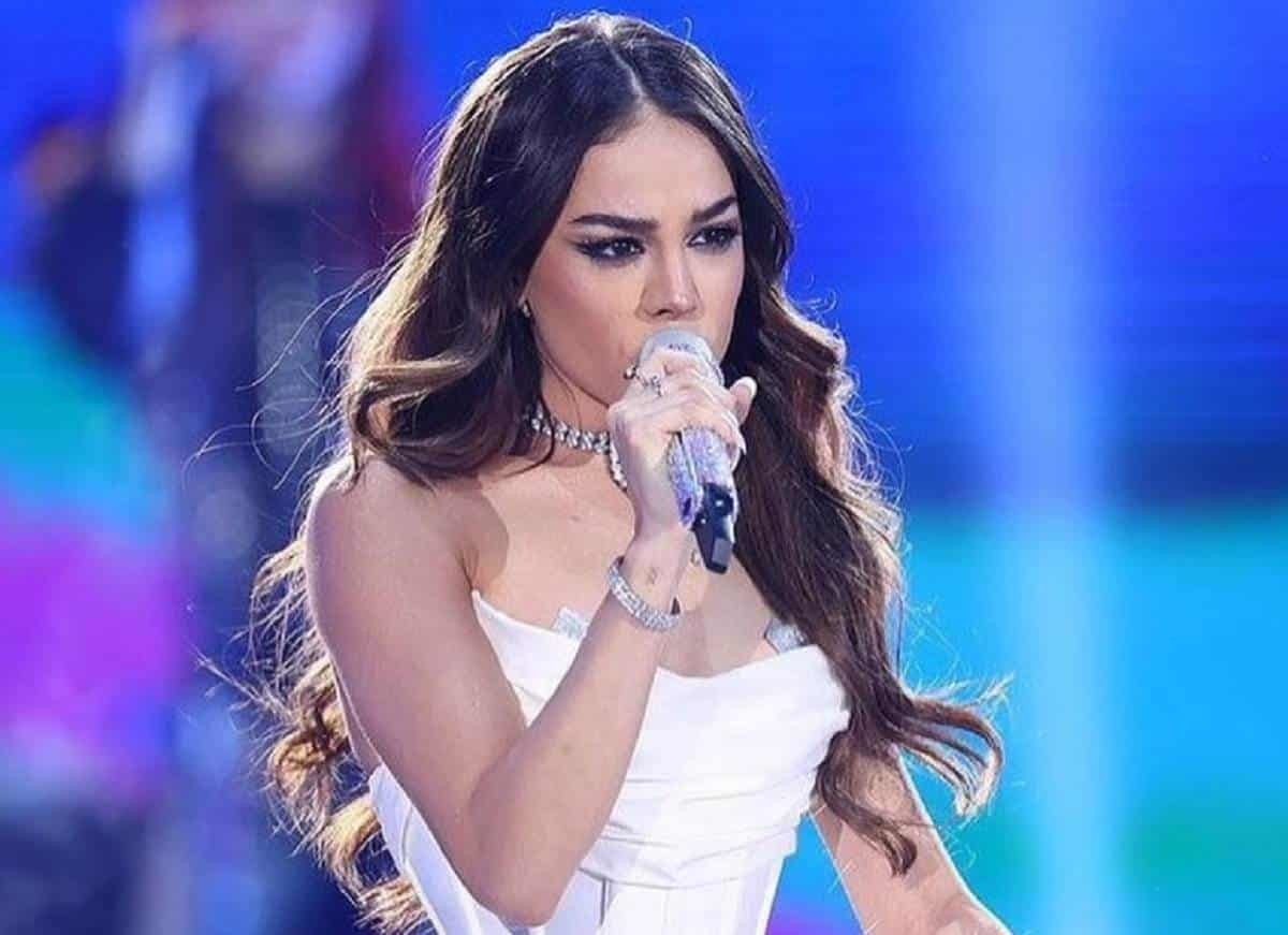 Danna Paola llora por sold out en su primer Auditorio Nacional
