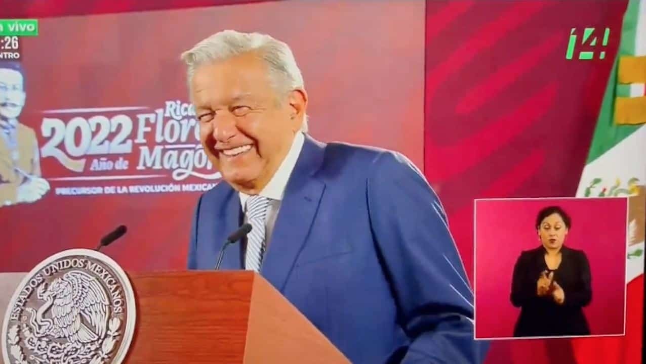 VIDEO: ¡Ya supérame! AMLO dedica canción ahora a López Dóriga