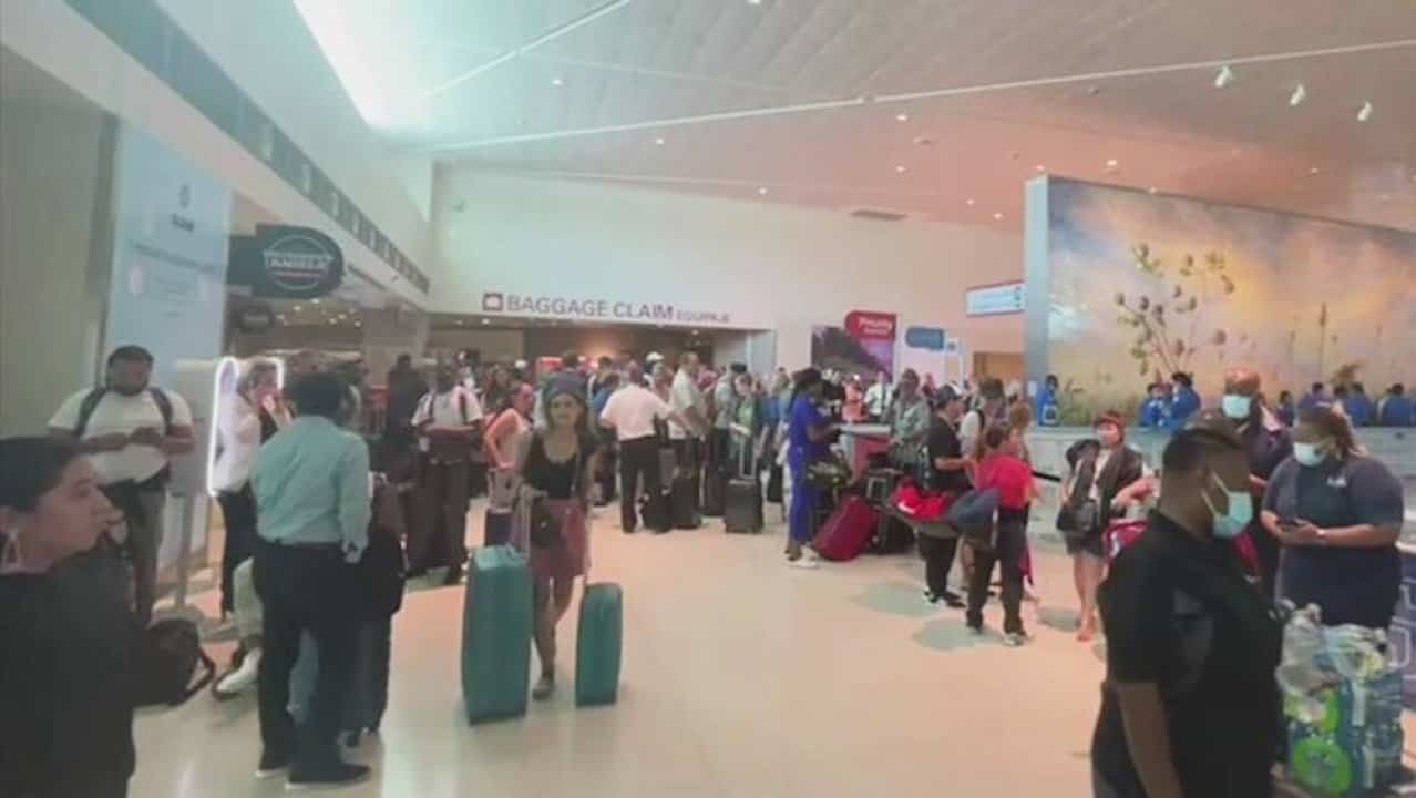VIDEO: Arrestan a mujer que disparó dentro de aeropuerto en Dallas