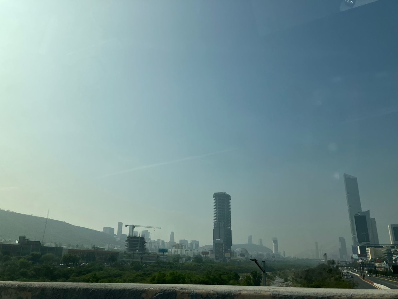 Alerta Ambiental en Nuevo León por mala calidad de aire en Monterrey