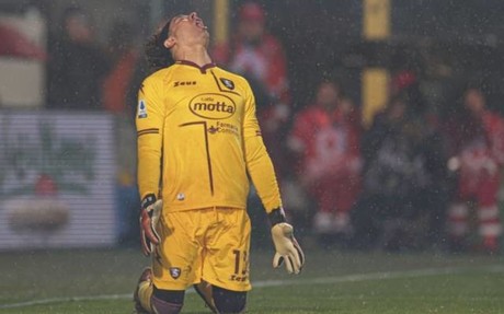 Ochoa recibe la peor goleada de la Serie A en 27 años