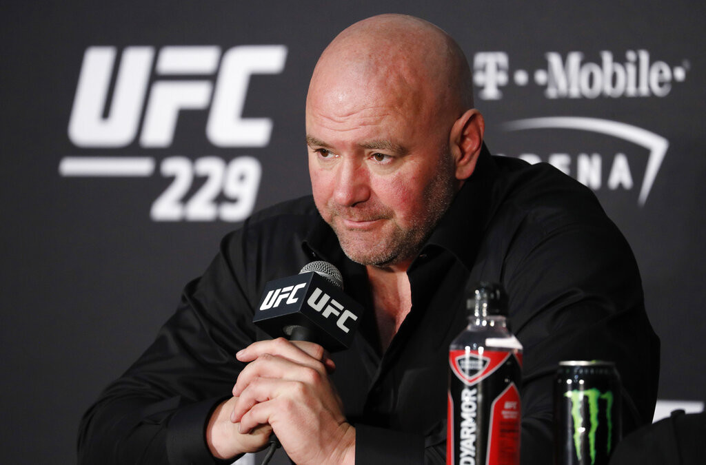 Dana White, presidente de la UFC, habla en conferencia deprensa antes del evento UFC 229. (AP Foto/John Locher, Archivo)