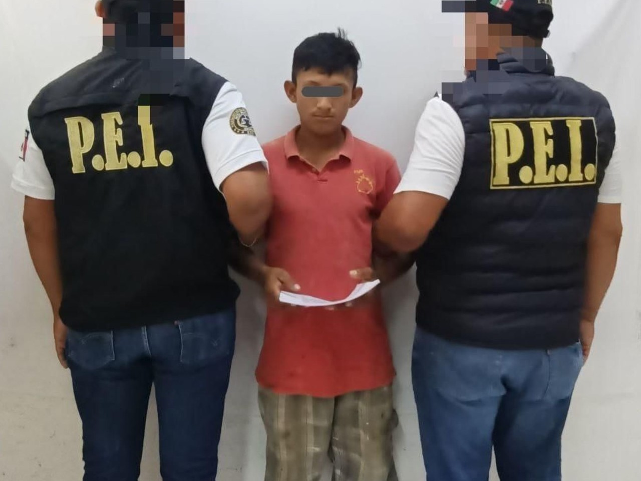 Un sujeto fue detenido este miércoles por las autoridades de seguridad tras ser denunciado por abuso contra sus propios hijos.- Foto de la SSP