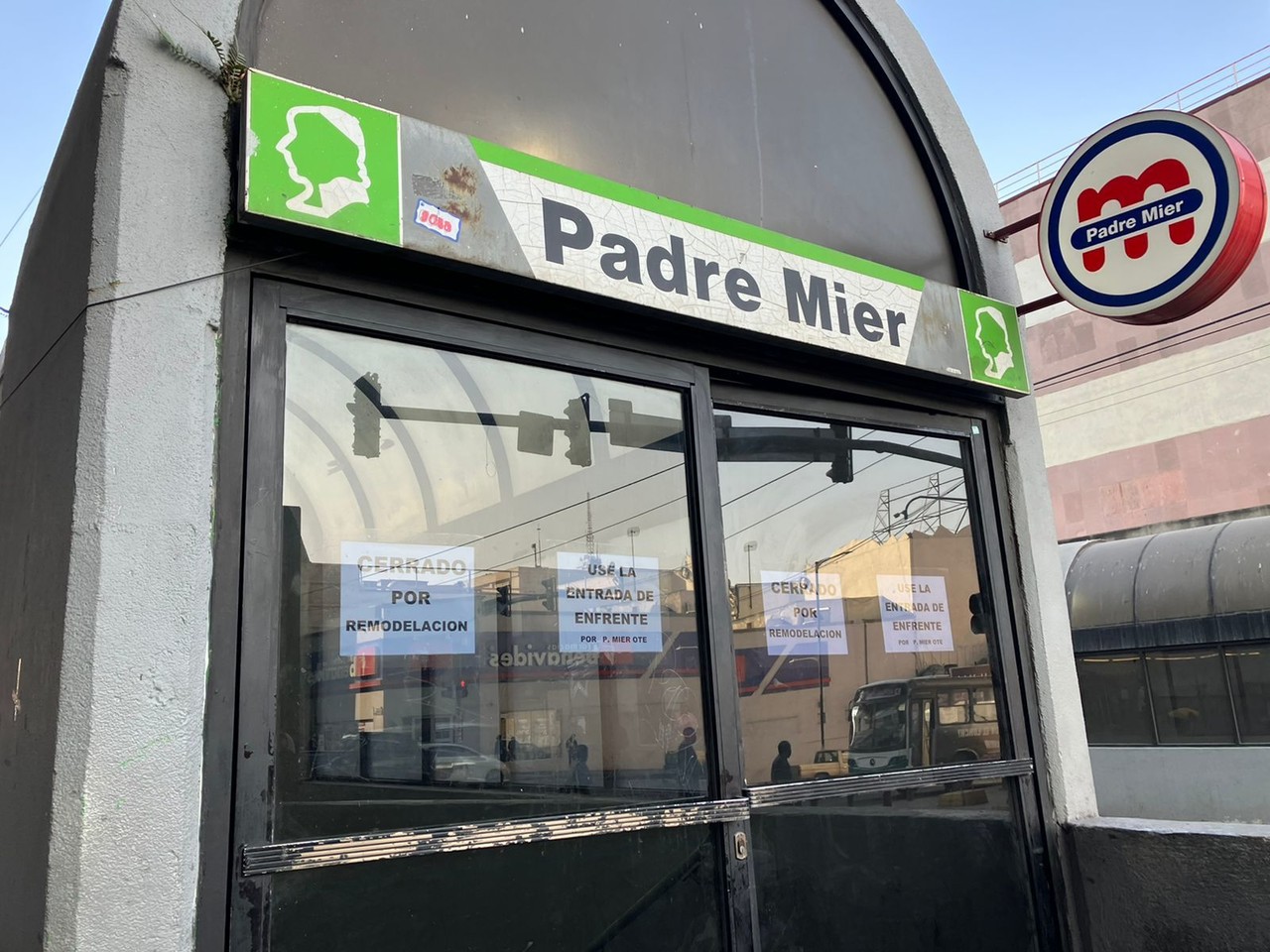 Cierran parcialmente Estación Padre Mier