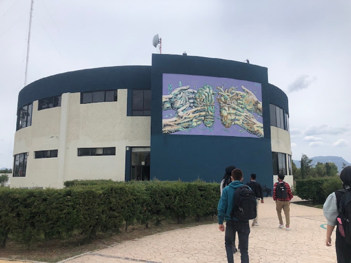 Un estudiante murió cuando realizaba actividades físicas en la Escuela Superior de Actopan, Hidalgo. Foto: Luis Hendrix