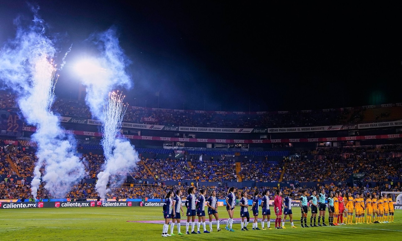 Rayadas Y Tigres Y Su Historia En El Clásico Regio