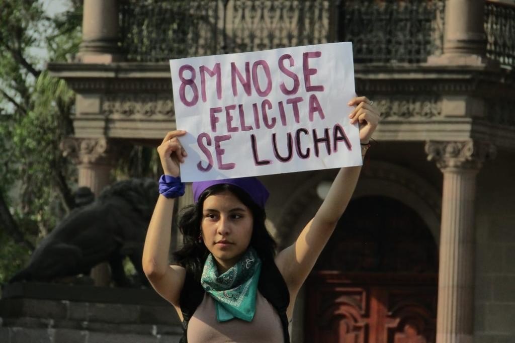 Mujeres se congregan en Monterrey para Marcha 8M POSTA Nuevo León