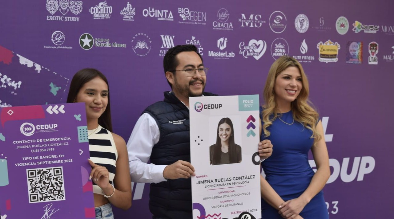 El Consejo Estudiantil para el Desarrollo de Universidades Privadas, que encabeza Rolando Villarreal, llevó a cabo la presentación de la nueva credencial universal CEDUP. Foto: Aída Campos