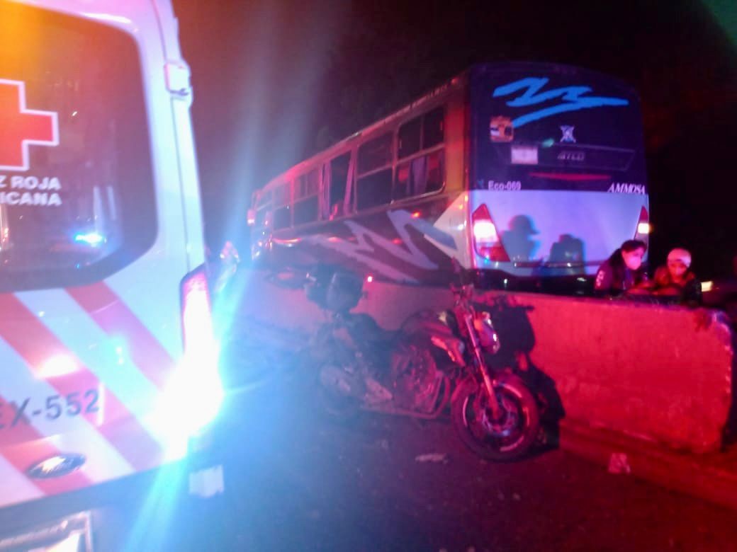 Accidente En La Autopista México Querétaro Deja 13 Heridos Posta