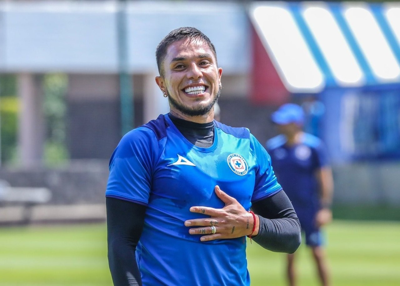 Carlos Salcedo Debuta En Victoria Del Cruz Azul 6443