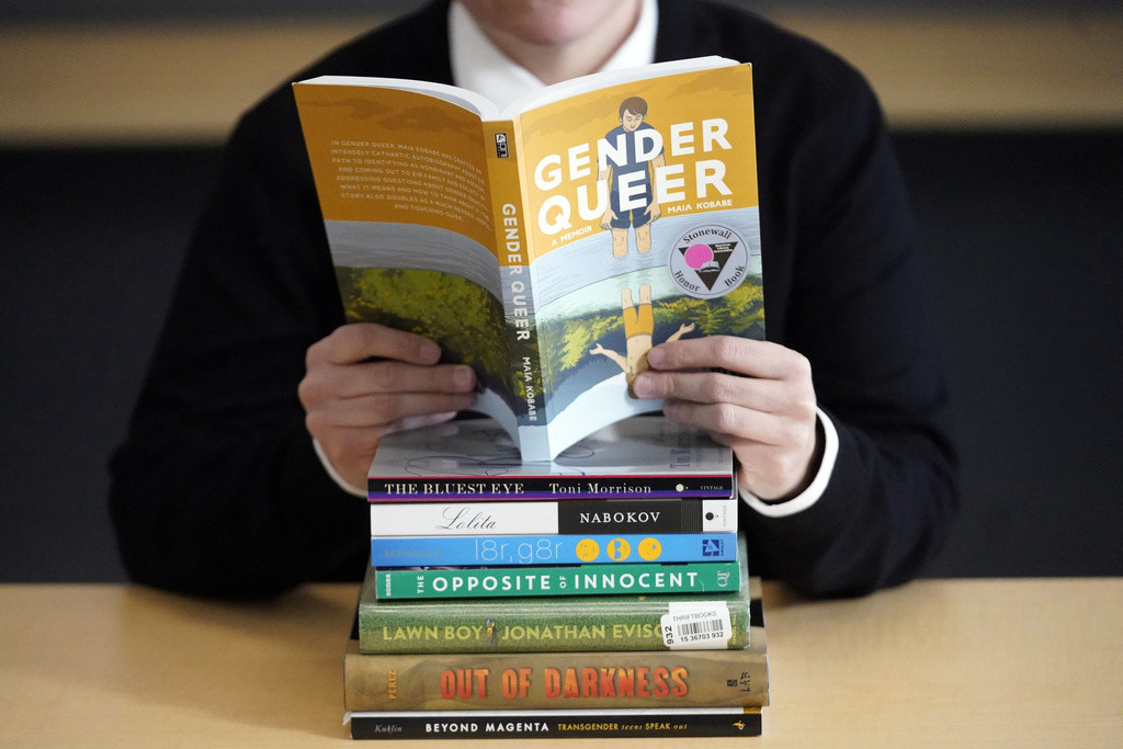 Piden vetar libros sobre sexualidad y homosexualidad... ¡en pleno 2023!