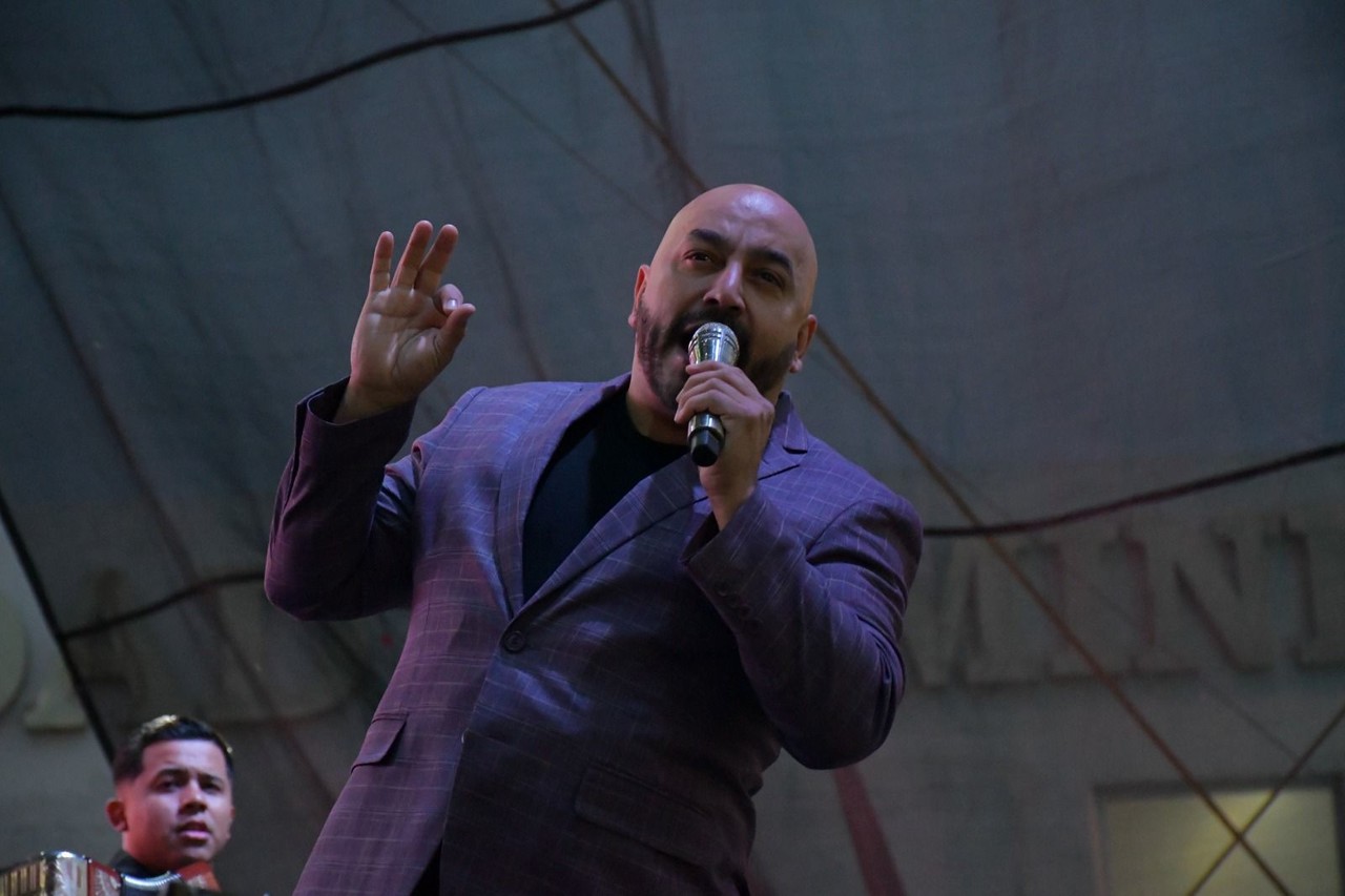 Verbena popular contará con la participación de artistas como Lupillo Rivera.