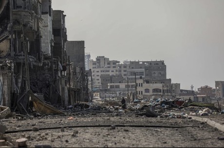 Miles de personas saquean almacenes de ONU en Gaza