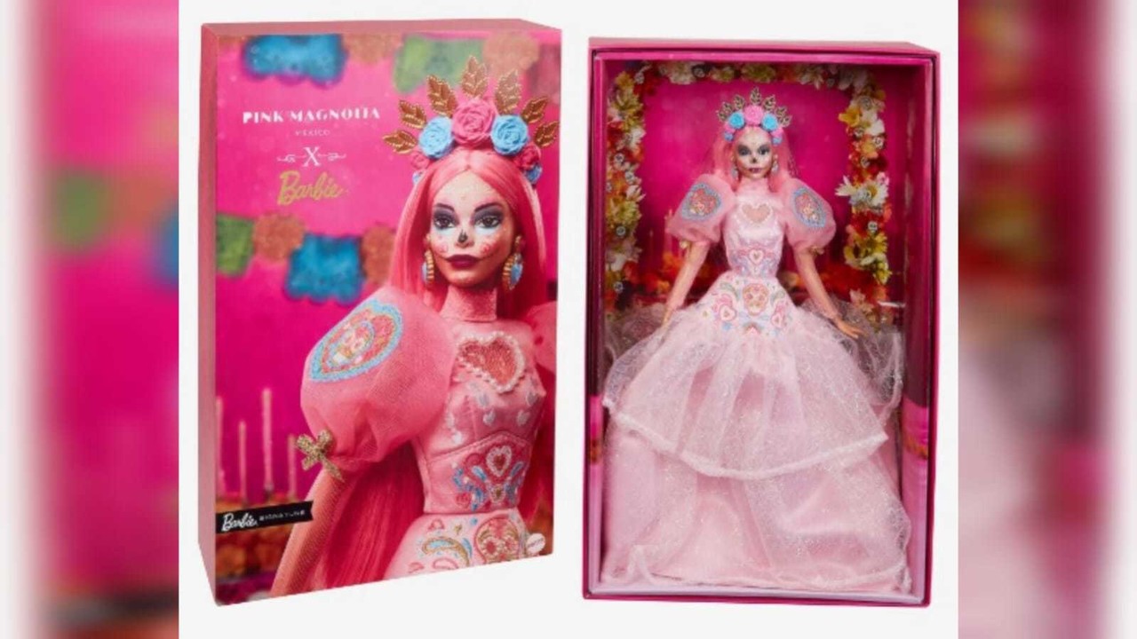 La nueva muñeca Barbie edición Día de Muertos 2023 es el regalo ideal en el marco de la celebración del Día de Muertos el próximo 2 de noviembre.  Foto: creations.mattel.com