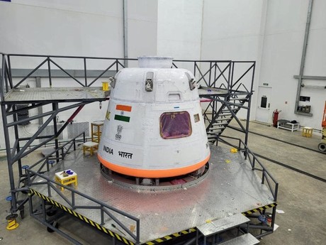 India realiza prueba de vuelo espacial para viaje de astronautas en 2025