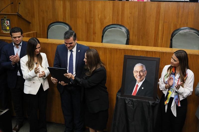 el Congreso del Estado realizó un espacio solemne para homenajear al ex rector de la Universidad Autónoma de Nuevo León, Luis Eugenio Todd Pérez, Foto: Cortesía.