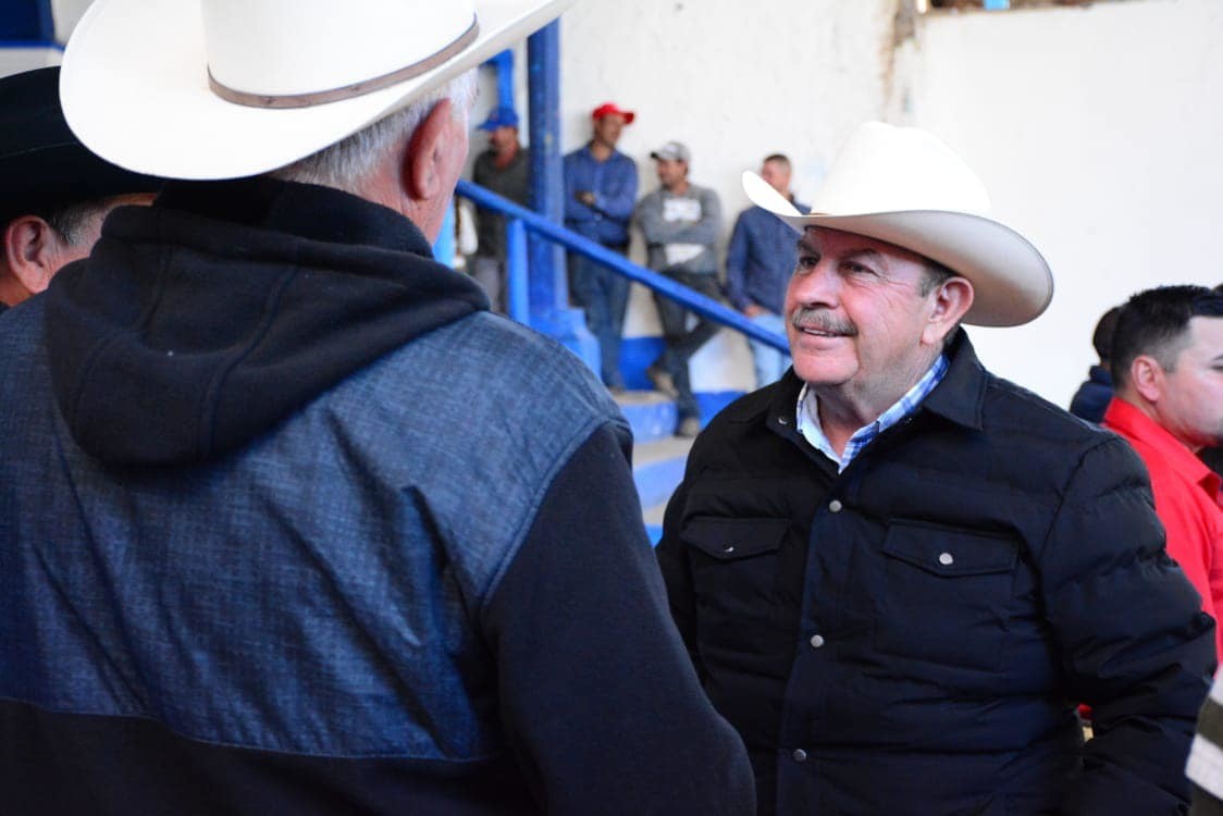 El diputado Joel Corral, propone hacer un parlamento con personas con alguna discapacidad y de la tercera edad, a fin de escuchar sus necesidades. Foto: Cortesía.