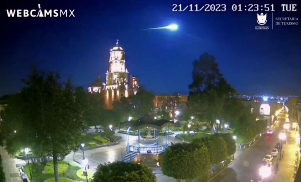 Avistamiento de posible meteorito.Captura de pantalla / @webcamsdemexico.