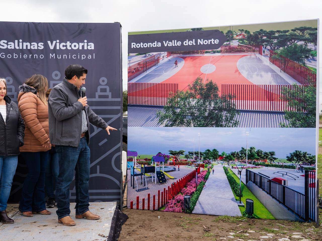 Raúl Cantú dio el banderazo a la construcción de un parque central en la rotonda de la colonia Valle del Norte. Foto. Cortesía