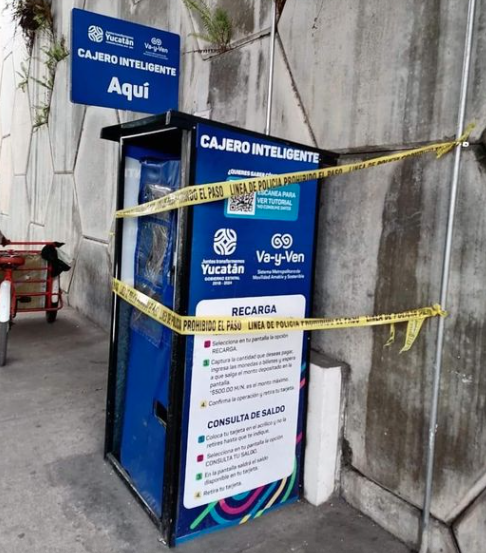 El pasado martes un sujeto dañó uno de los cajeros del sistema de transporte Va y Ven