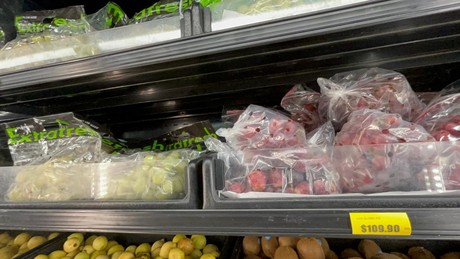 Supermercados ofrecen uvas hasta en 139 pesos por Año Nuevo