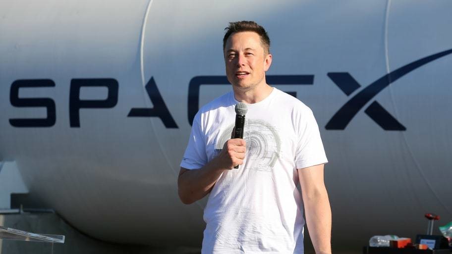 Elon Musk en SpaceX. Foto: SpaceX