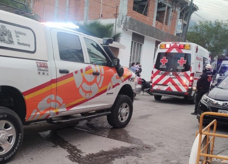 El hecho fue reportado a Protección Civil en el 3647 de la calle Managua, aseguraban había dos personas inconscientes. Foto: PCNL.