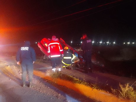 Vuelca automóvil en Guadalupe, Zacatecas; hay dos lesionados