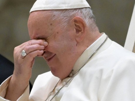 Bromea Papa Francisco sobre su salud: “Como ven, estoy vivo”