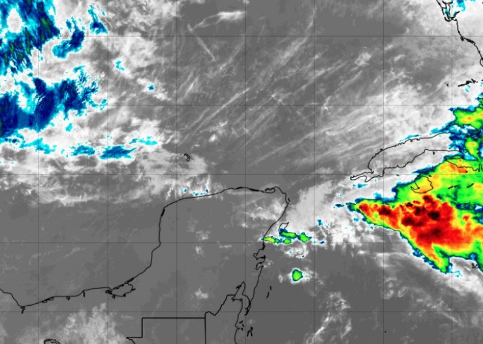 Para este miércoles se pronostican lluvias y ambiente caluroso en la península de Yucatán.- Foto Meteorología Yucatán