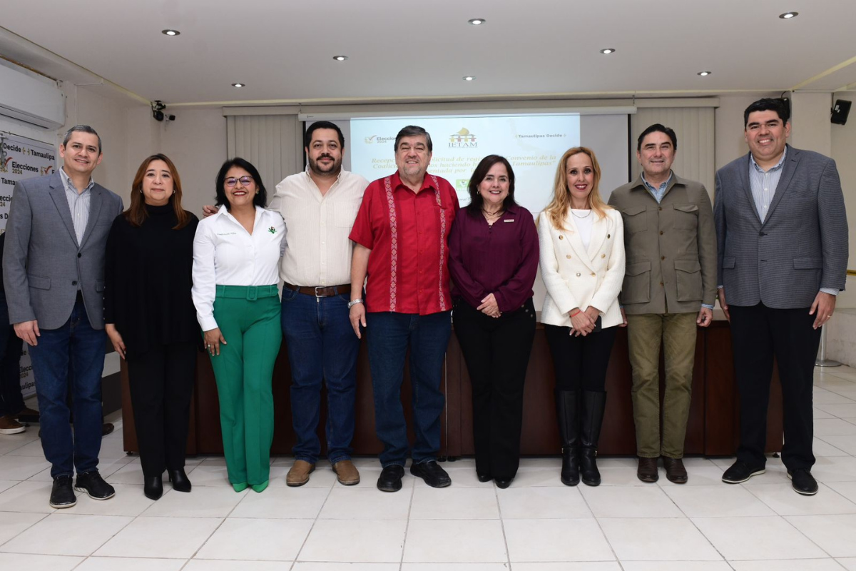 Representantes de la coalición parcial 'Sigamos haciendo historia en Tamaulipas' y consejeros del Instituto Electoral de Tamaulipas.