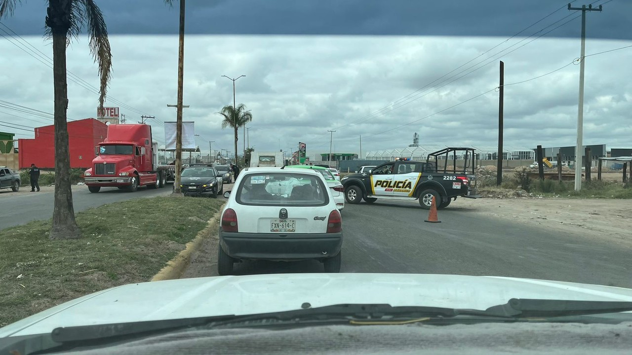 Según la Dirección de Seguridad Publica informó que se han montado operativos debido al incremento de tráfico de vehículos. Foto: Especial.