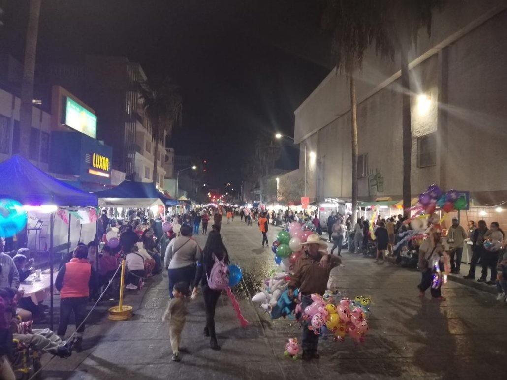 Debido a las tradicionales peregrinaciones se ha observado una importante afluencia de personas. (Fotografía: Gobierno de Torreón)