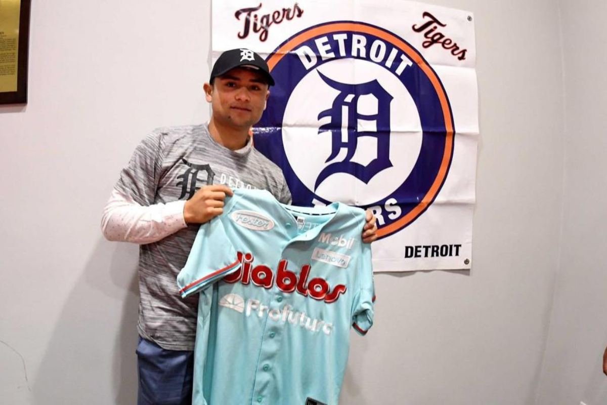 El pelotero de Comondú firmó contrato para las Grandes Ligas de Beisbol con los Tigres de Detroit. Foto: X @VictorCastroCos