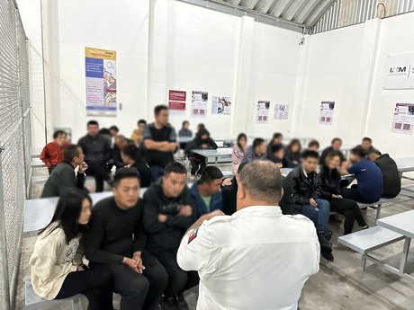 INM rescata a 40 personas migrantes de origen chino en Oaxaca