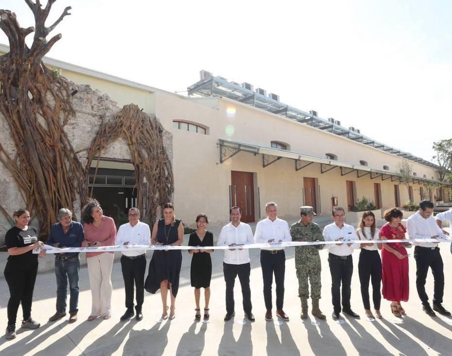 El centro educativo está estrenando 8 nuevas aulas Foto: HÉCTOR GUAREPO