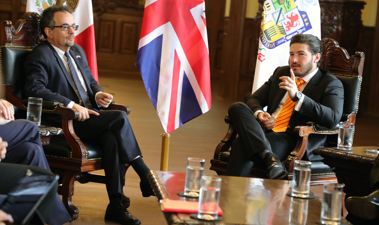 El gobernador Samuel Alejandro García Sepúlveda se reunió con el embajador de Reino Unido en México. Fotos. Cortesía