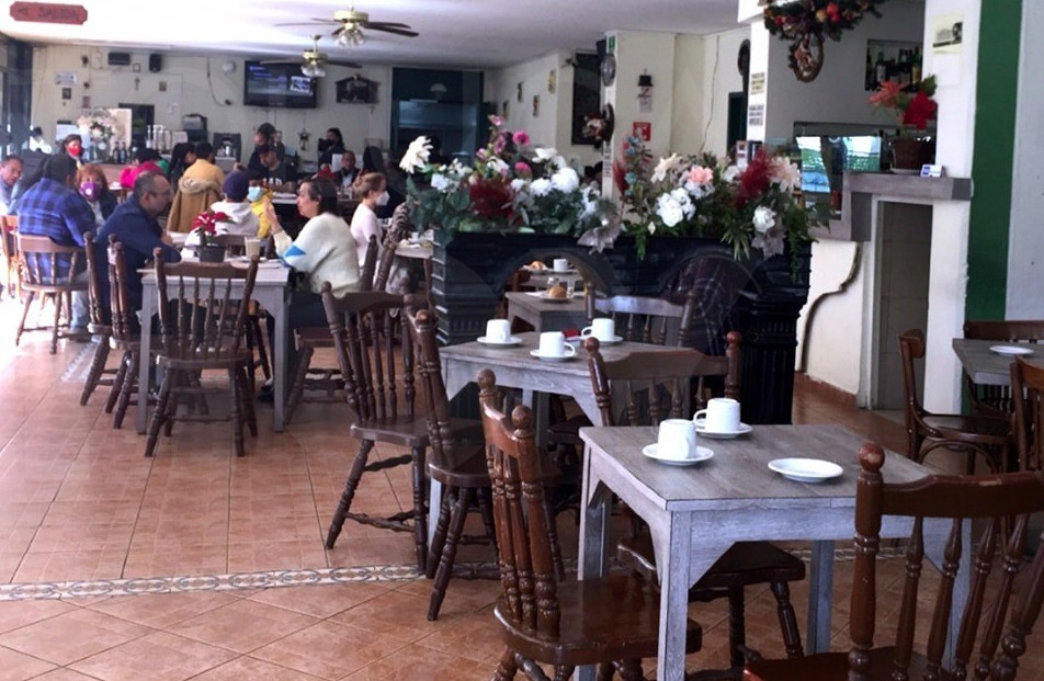 El incremento en los alimentos que ofrecen los restaurantes se atribuye  al incremento en el salario mínimo y al aumento en los insumos. Foto: FB Toluca Hoy