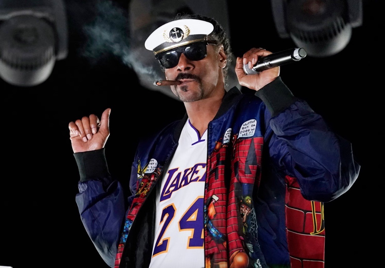 Snoop Dogg, reconocido por su talento musical y su personalidad única, ha dejado una vez más en claro que tiene principios. FOTO: AP.