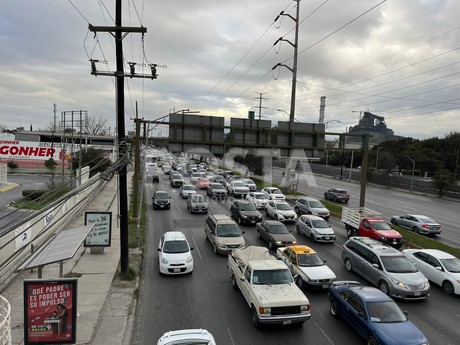 Se espera caos vehicular ante el regreso a clases en Nuevo León ¡Prepárese!