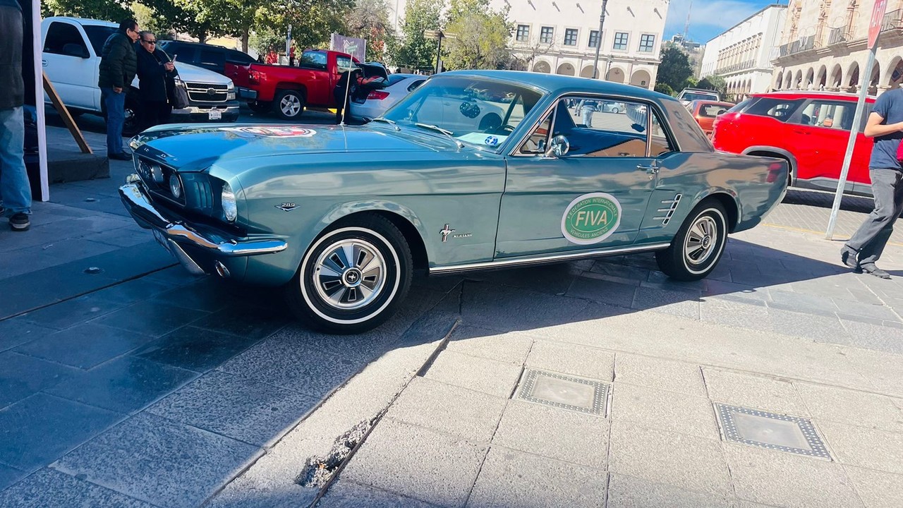 Este 11 de febrero habrá exposición de autos antiguos, en donde esperan tener una gran afluencia de turismo. Foto: Jesús Carrillo.