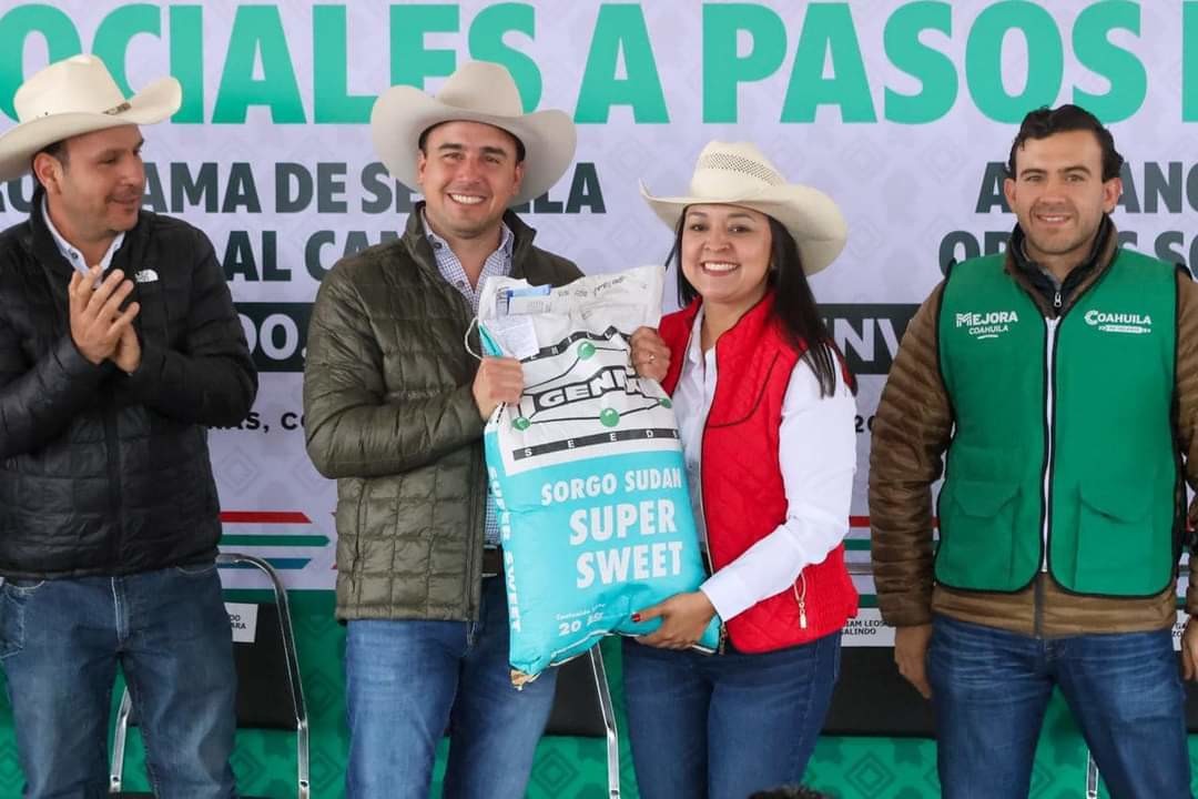 Arranca Manolo Jiménez en Parras programa de Semilla Forrajera en Coahuila