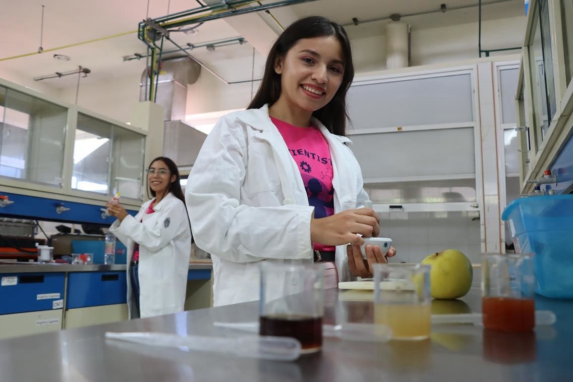 Facultad de Ingeniería Química UADY conmemora a la Mujer y la Niña en la Ciencia