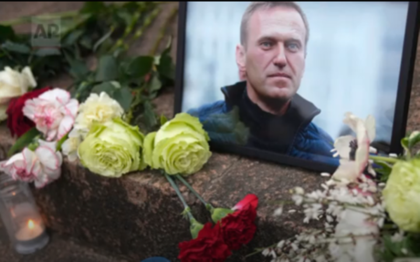 Autoridades rusas entregan cuerpo de Alexéi Navalny a su madre
